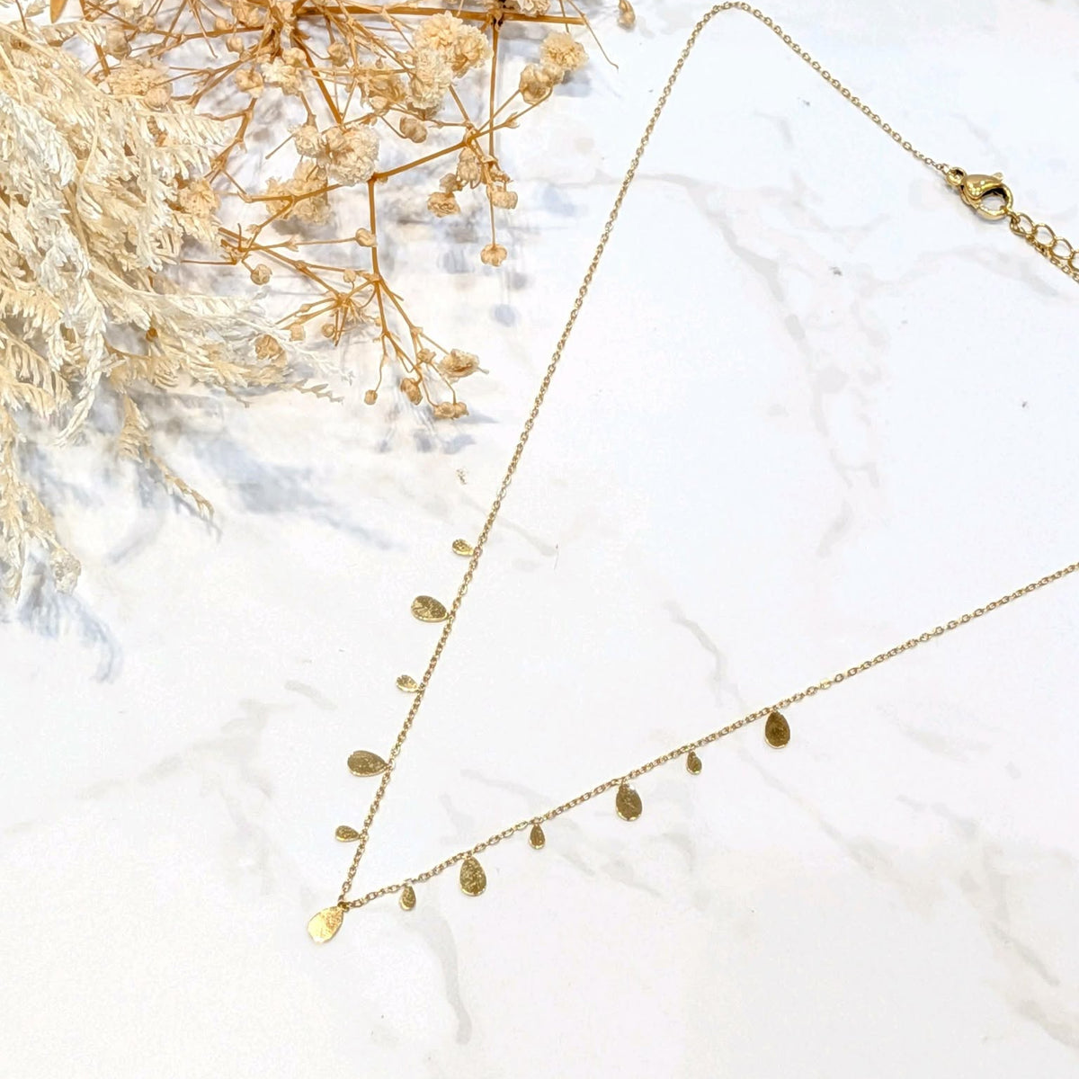 Collier ras de cou