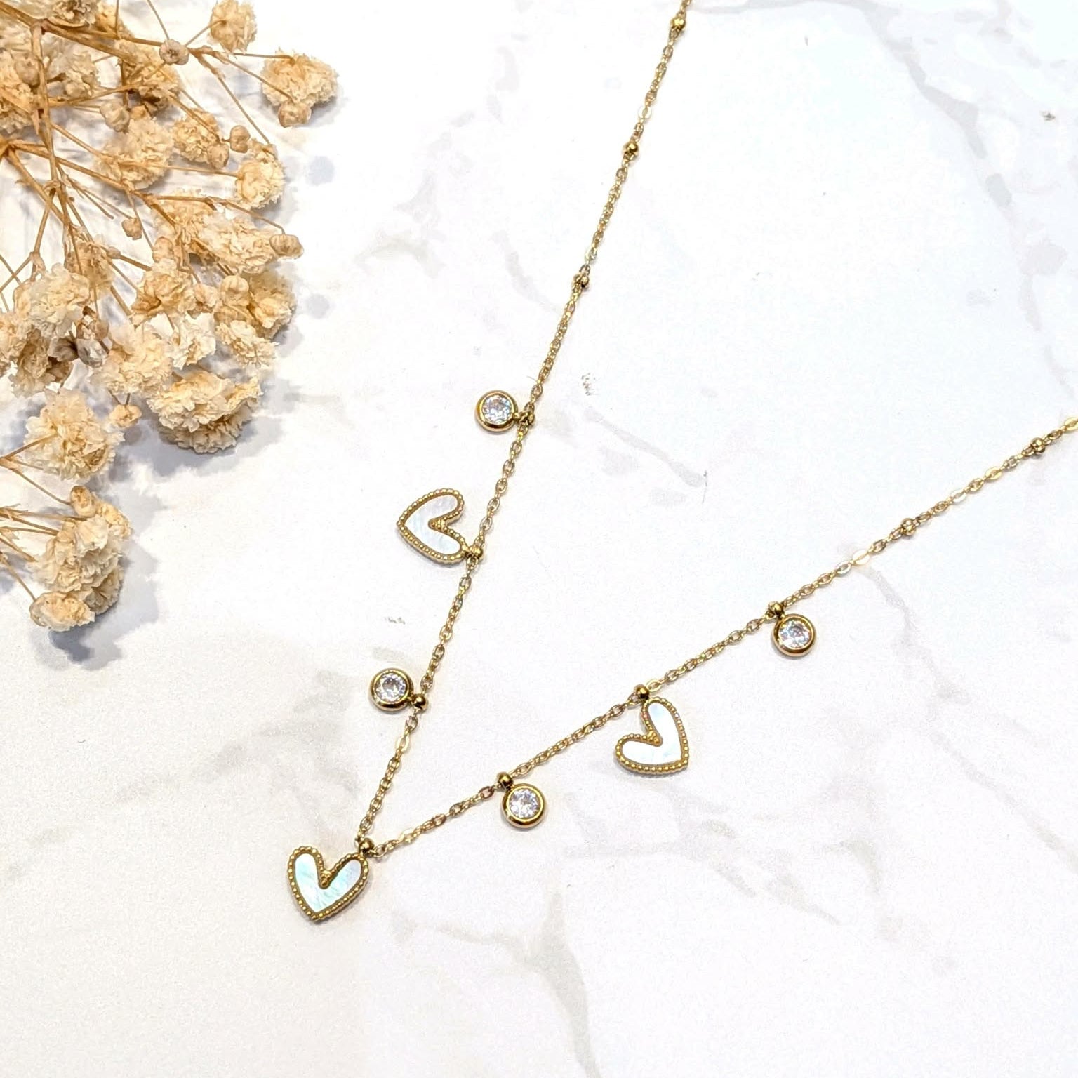 Collier ras de cou