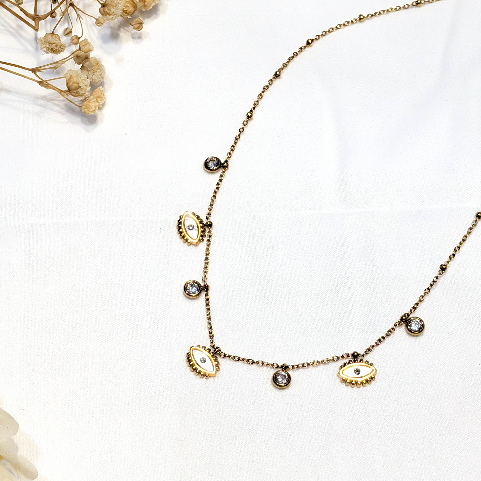 Collier ras de cou