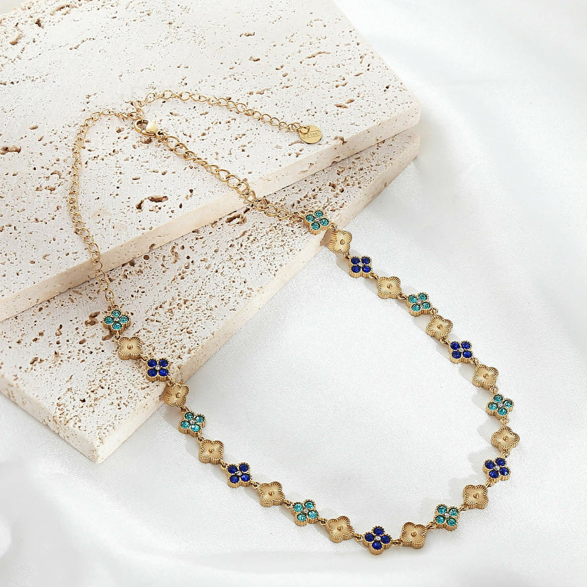 Collier
