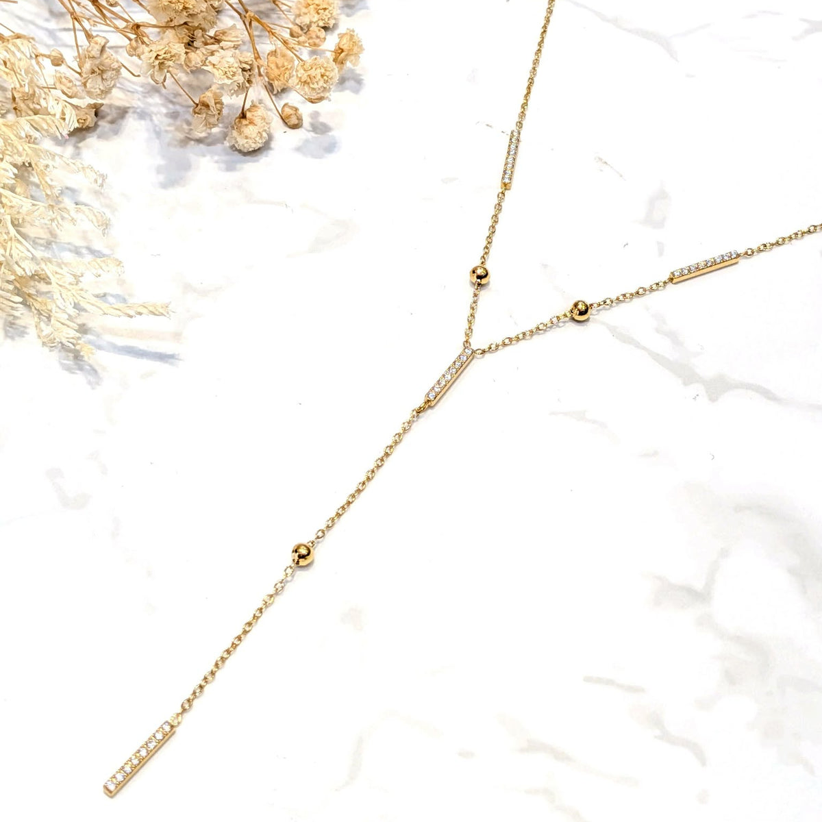 Collier Y