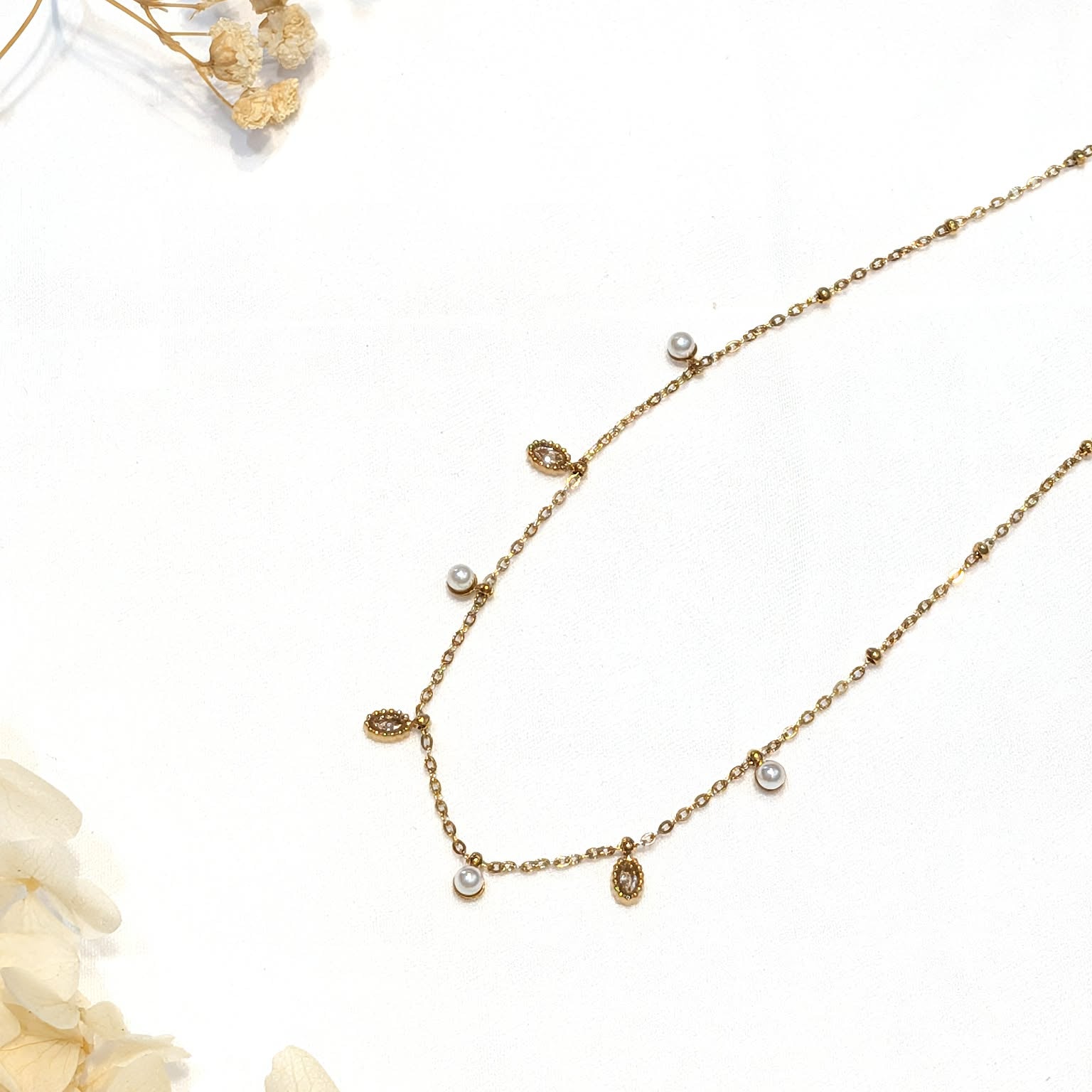 Collier ras de cou