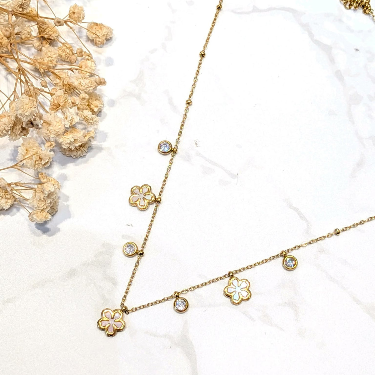 Collier ras de cou